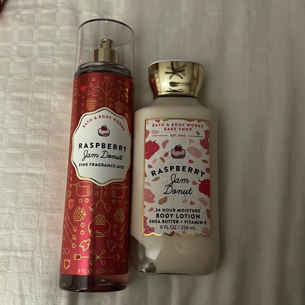 Raspberry jam donut fragrance and lotion set